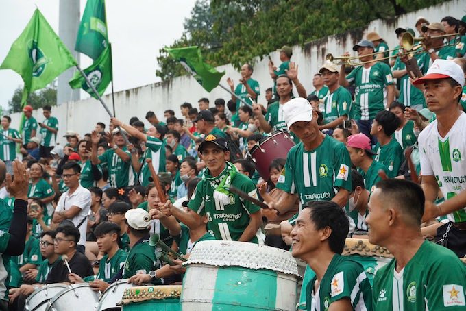 đá bóng trực tuyến